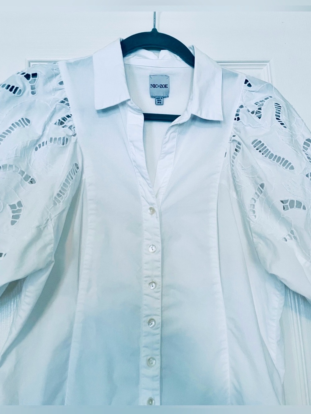 NIC+ZOE White Eyelet Puff Sleeve Blouse Petite Small PS Button Front